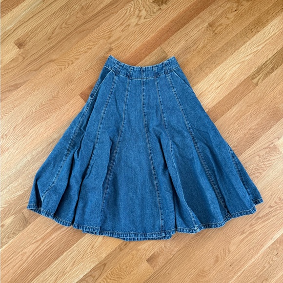 Madewell Flared Denim Midi Skirt: Airy Denim Edition Size 25 - Picture 2 of 9